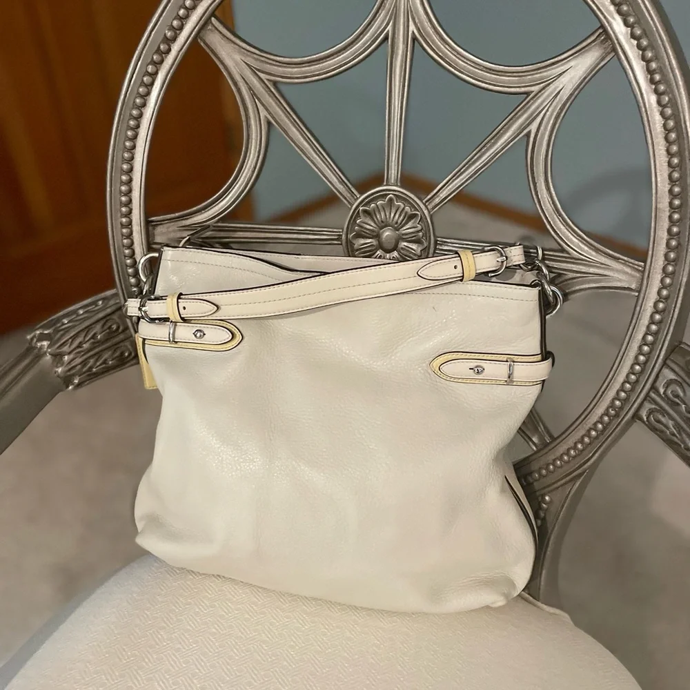 Coach bag - Picture 2 of 5